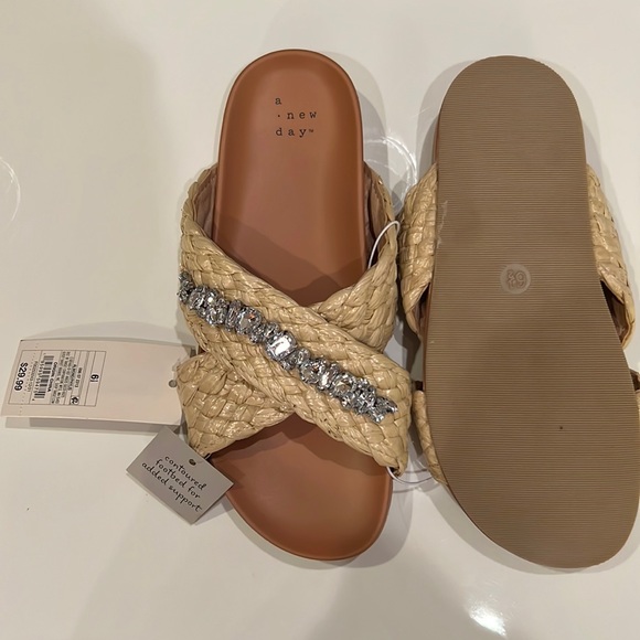 A New Day Braided and Beaded Rhinestone Slip On Sandals contoured footbed new - Picture 4 of 5